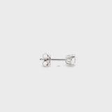 Solitaire round diamond stud earring